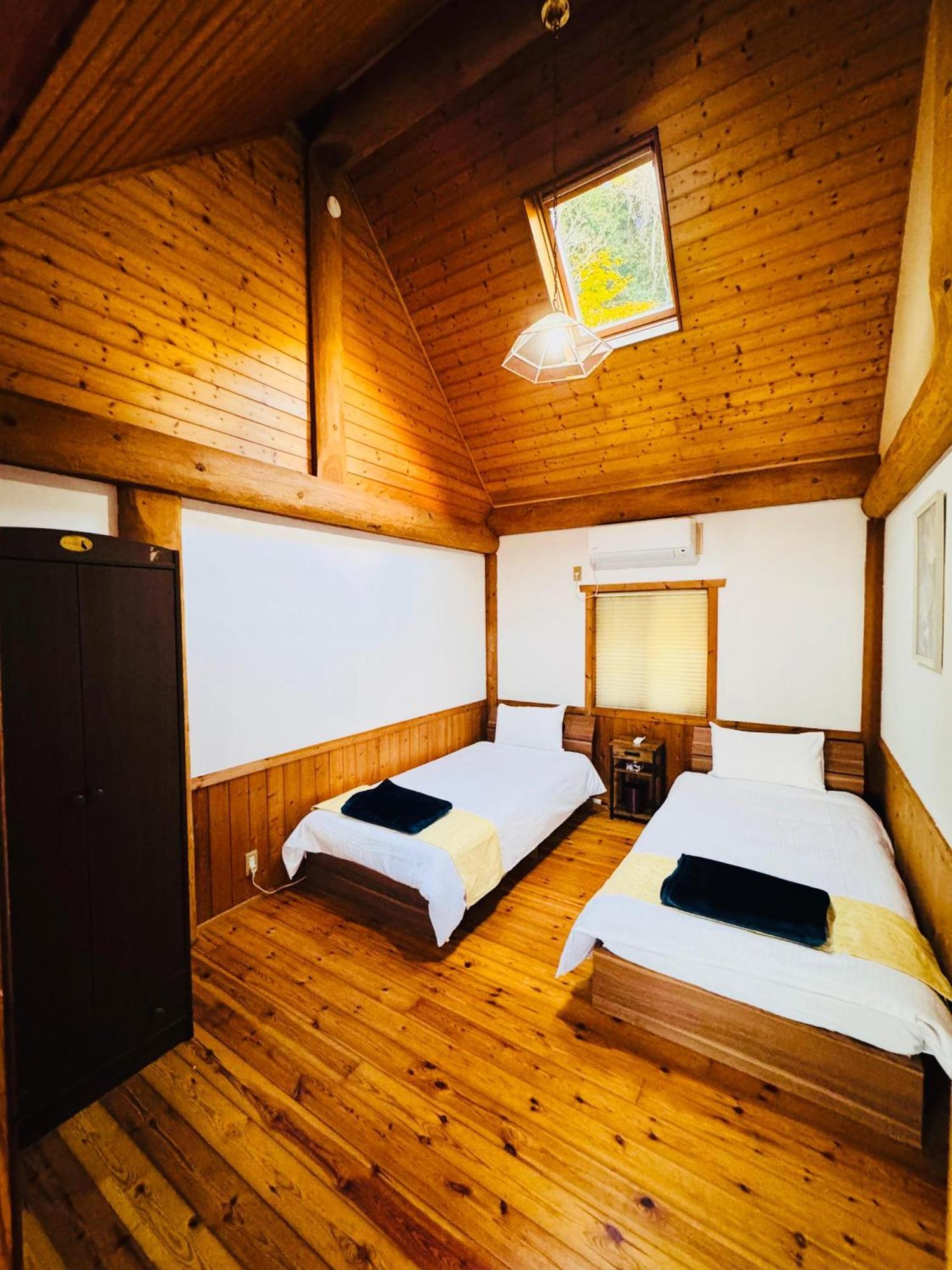 מלון Yufuin Log House No Yado Tom Sawyer מראה חיצוני תמונה