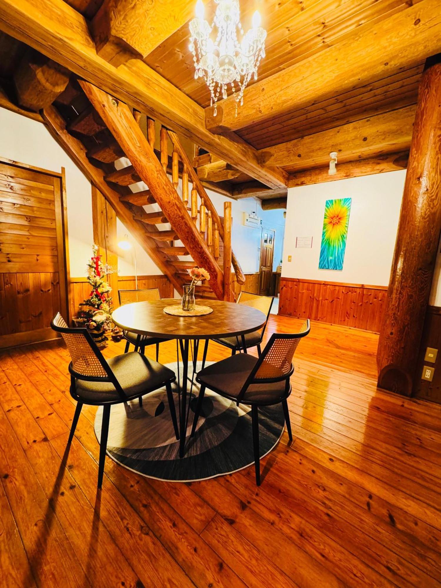 מלון Yufuin Log House No Yado Tom Sawyer מראה חיצוני תמונה